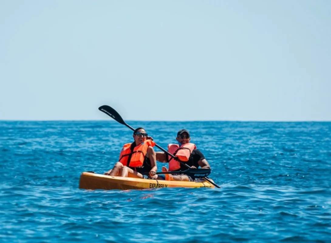 Tour en kayak y snorkel en Land's End