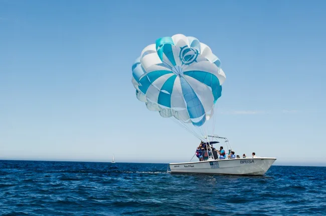 Parasail sobre Los Cabos