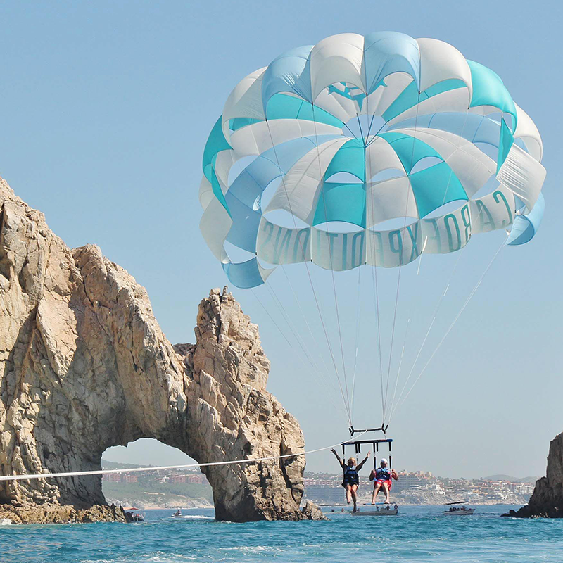 Parasail sobre Los Cabos