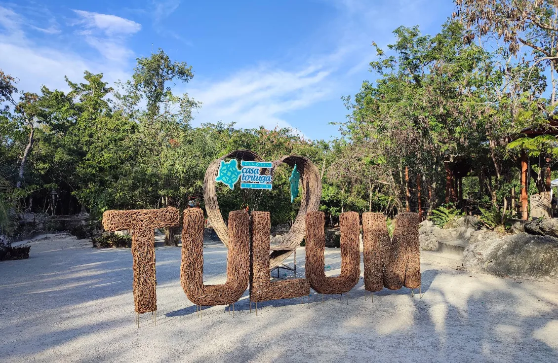 Ruinas de Tulum y Parque de Cenotes Casa Tortuga