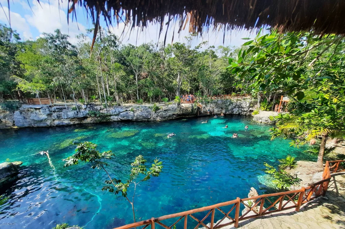 Ruinas de Tulum y Parque de Cenotes Casa Tortuga