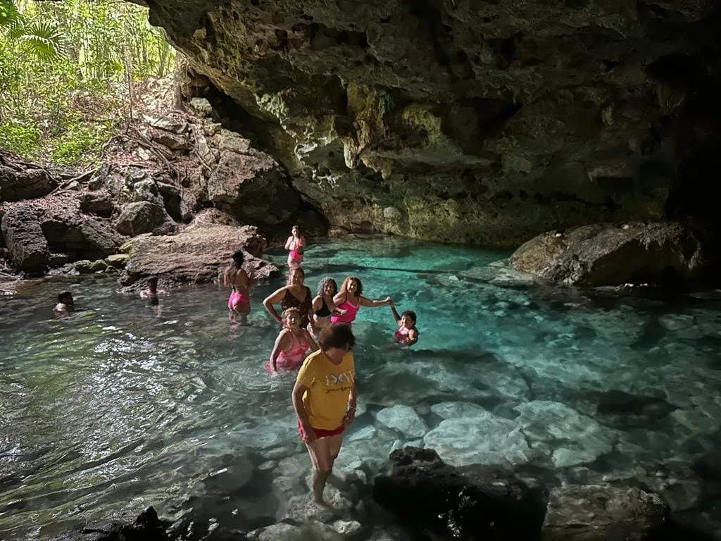Ruinas de Tulum y Parque de Cenotes Casa Tortuga
