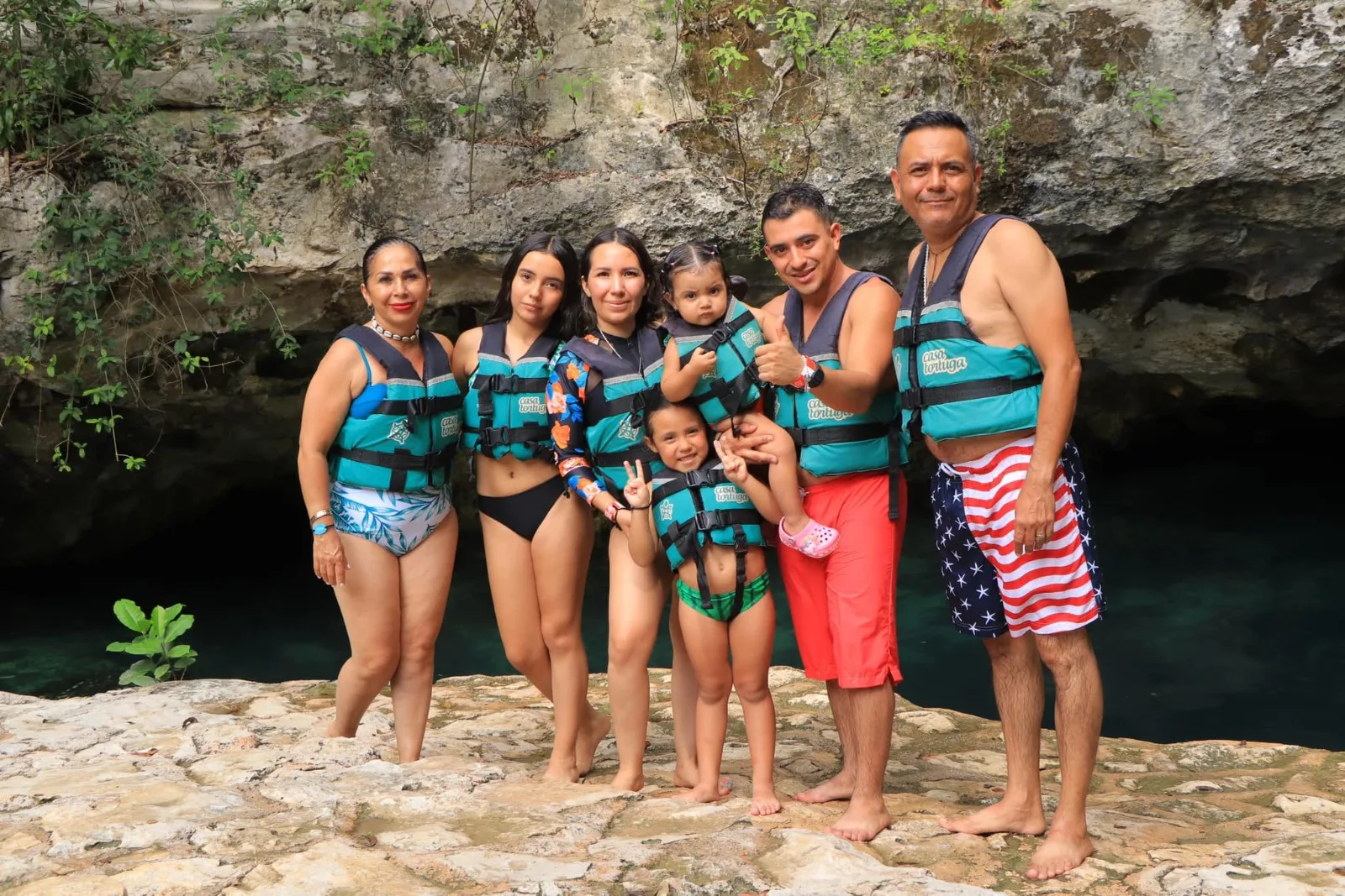 Ruinas de Tulum y Parque de Cenotes Casa Tortuga