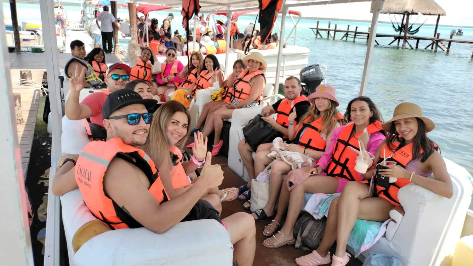 Tour Bacalar Ponton y Cenote Azul