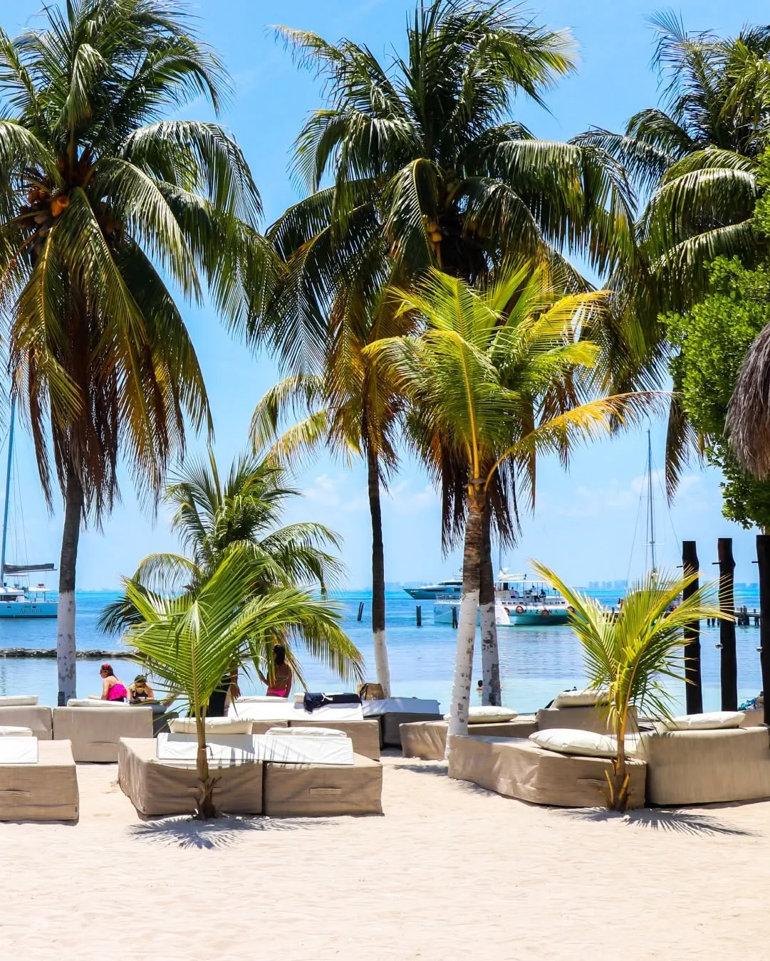 ¡Catamaran a Isla Mujeres! Premium Club de Playa sólo adultos