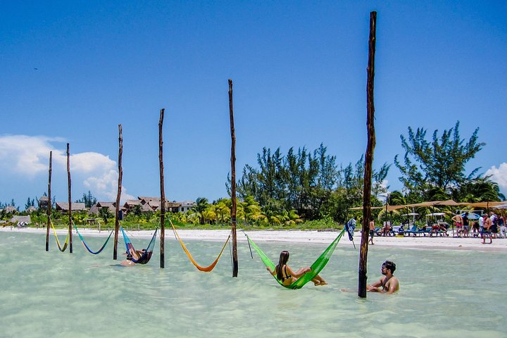 Tour Island Holbox with Boat Ride