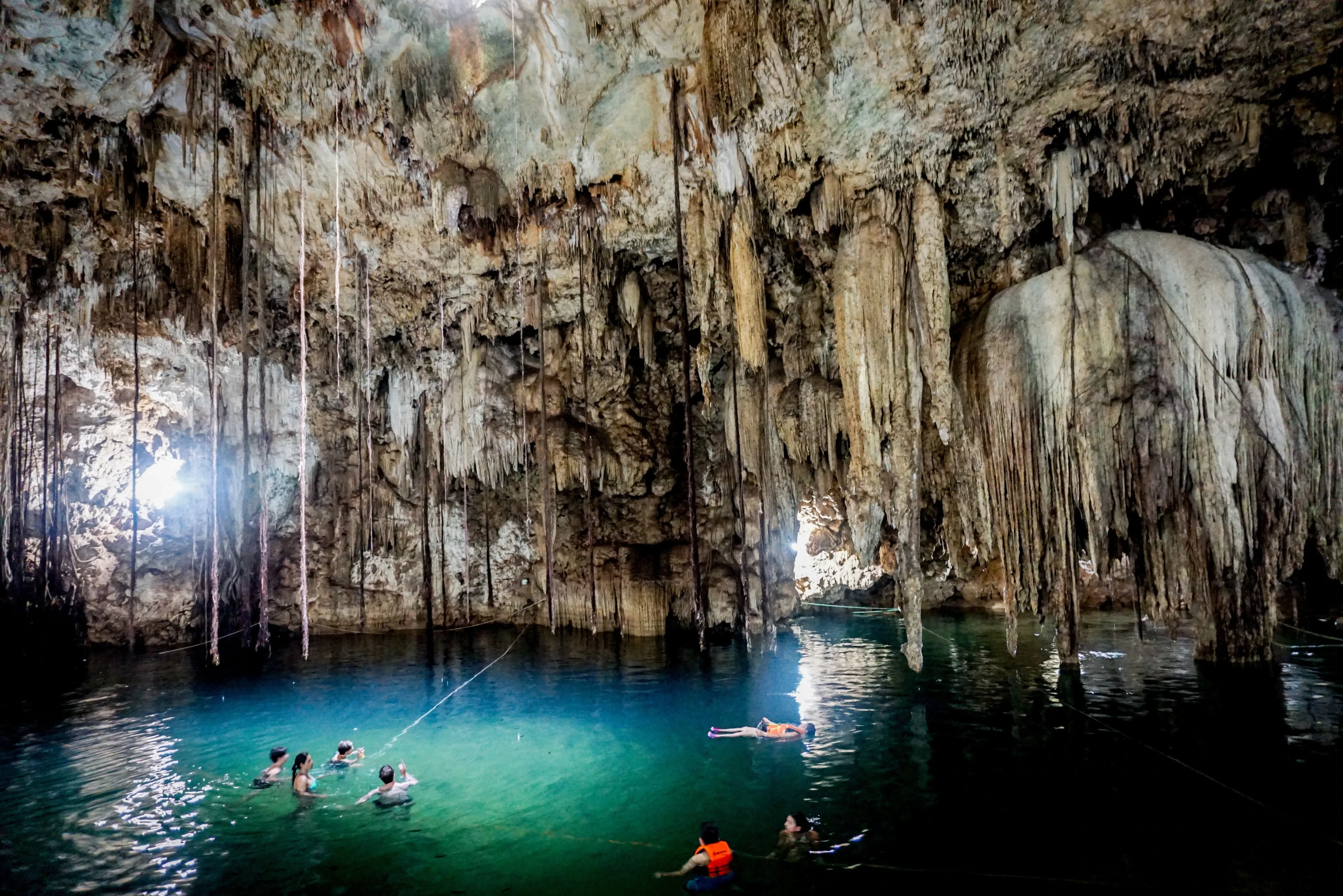 Chichén Itza, Cenote Samula y Valladolid desde Cancun