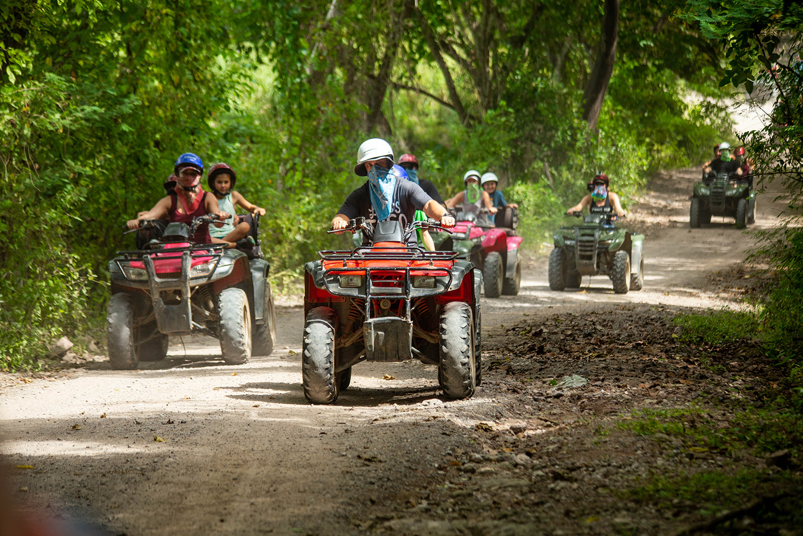 Tirolesas,  ATV,  Paseo en Caballo y Cascada en Puerto Vallarta 