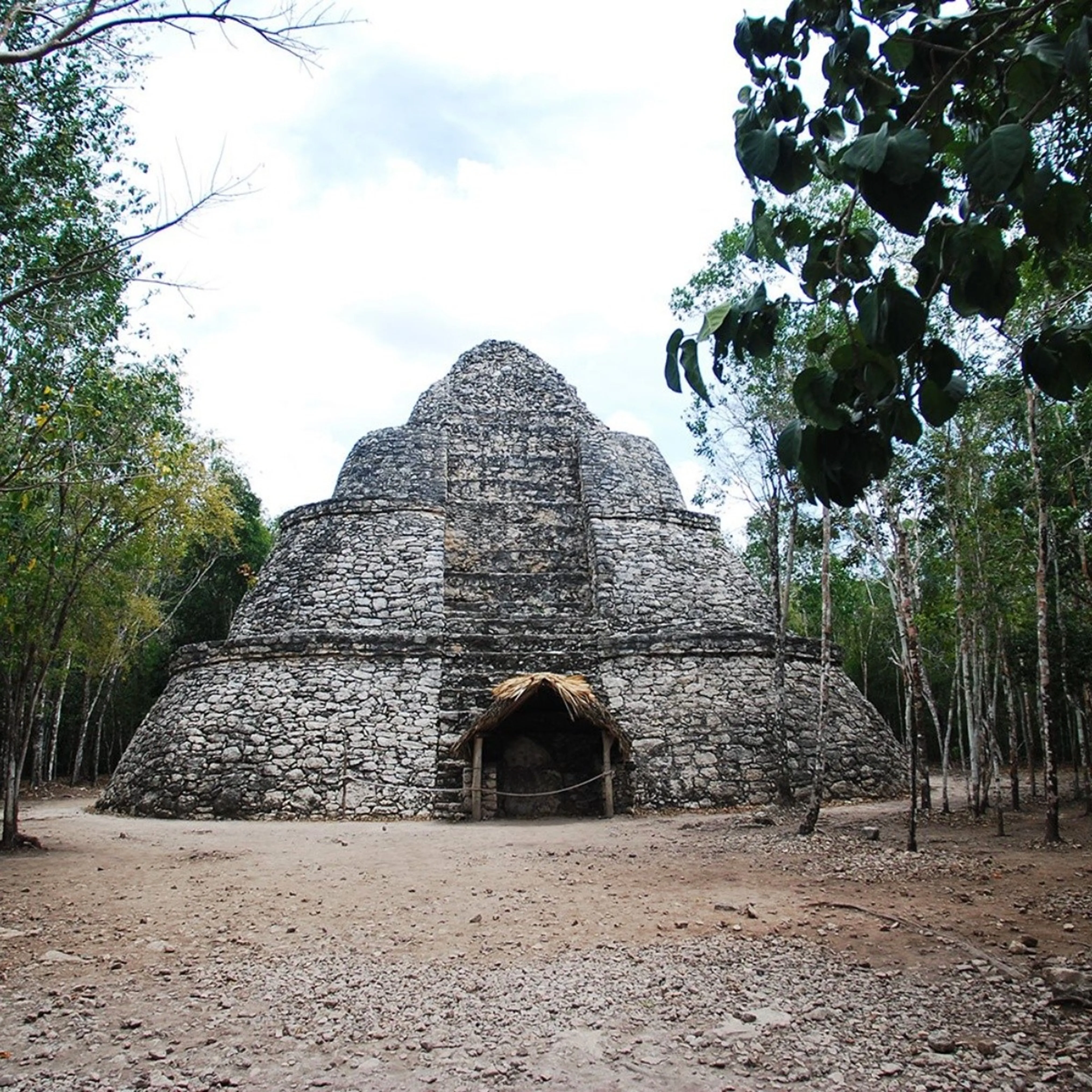 Tour 4x1 Tulum, Coba, Cenote y Playa del Carmen Deluxe
