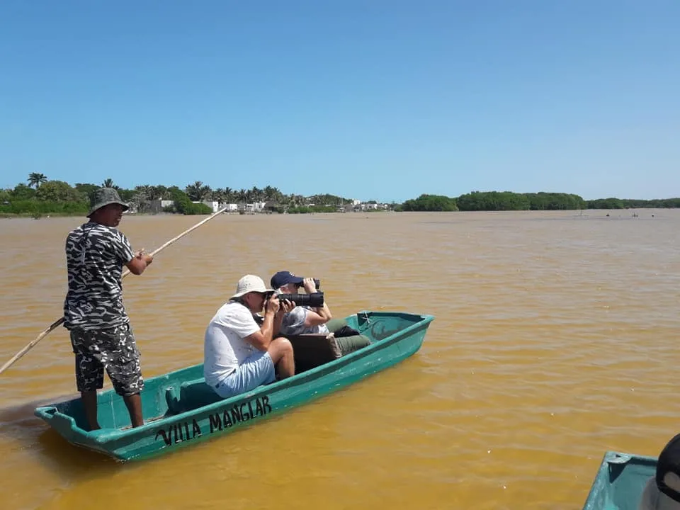 Excursión a Sisal en bote por los manglares y playas desde Merida
