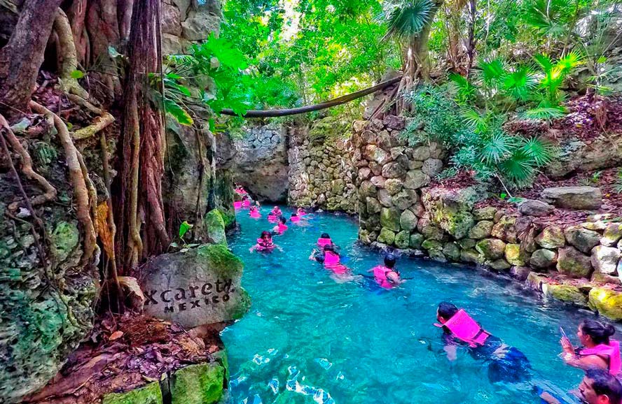 Tour Xcaret Plus con transporte