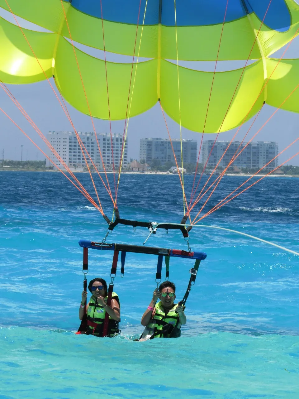 Parasailing en Cancun