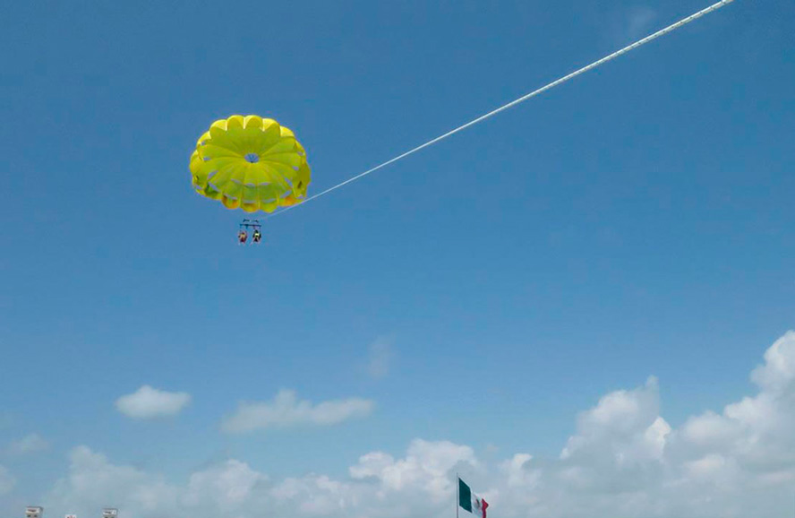 Parasailing en Cancun