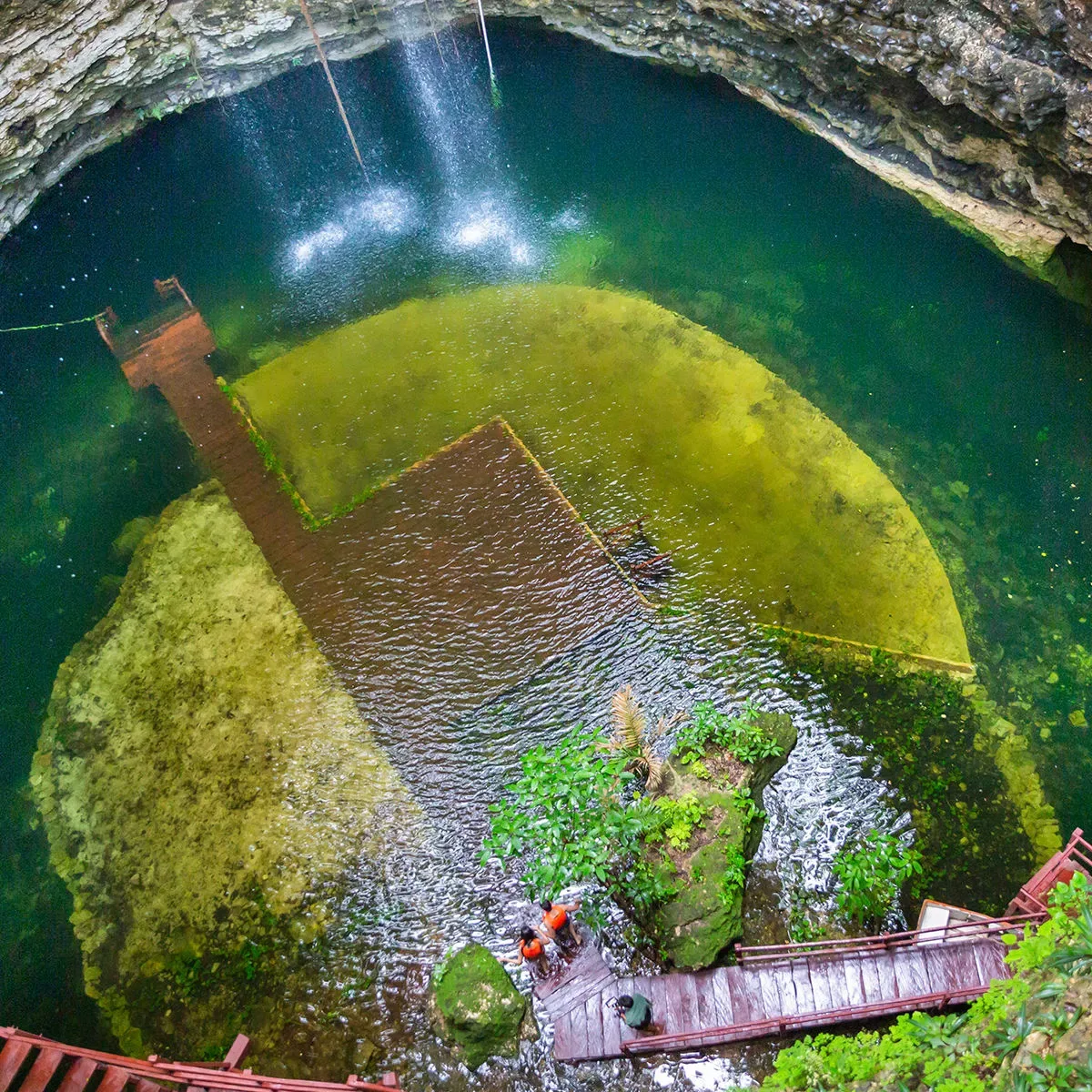 Tour Chichen Itza, Cenote Chichikan y Valladolid desde Riviera Maya
