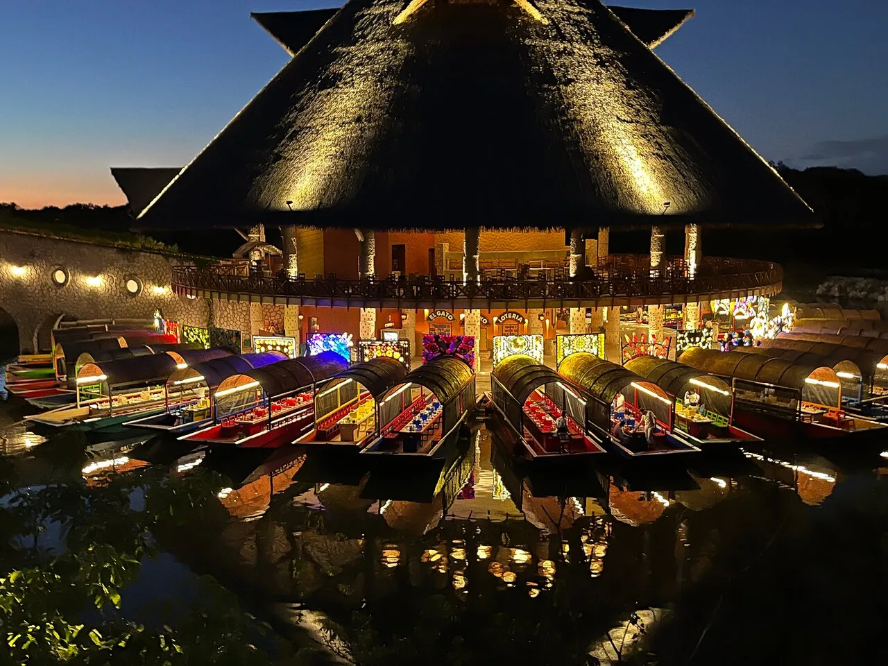 Tour Fiesta Mexicana Xoximilco con transporte