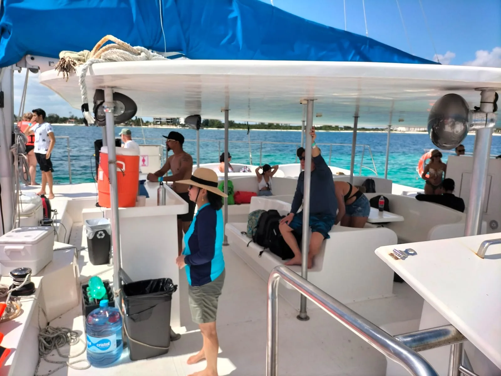 Isla Mujeres Catamaran Unlimited con Transporte Redondo